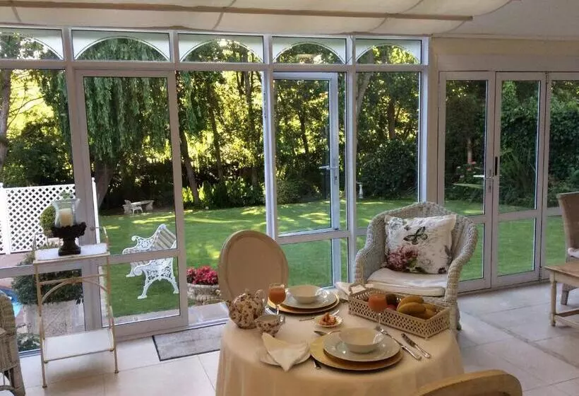 Bed & Breakfast Riverlea