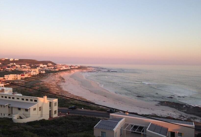 צימר Swept Away Guest House