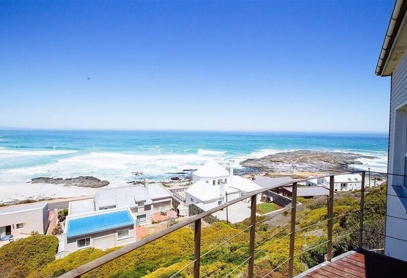 צימר Swept Away Guest House