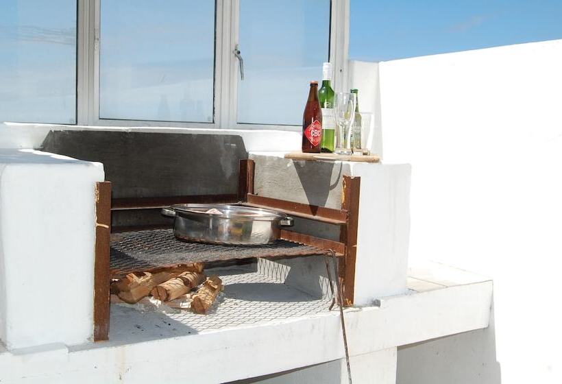 צימר Swept Away Guest House