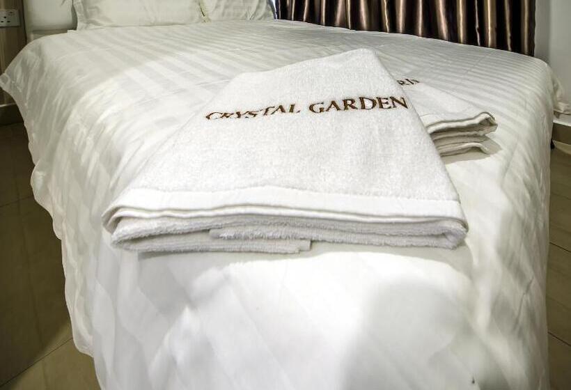 Crystal Garden Hotel   Seri Kembangan