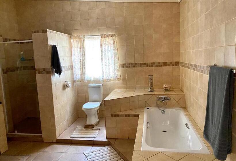 La Bella B&b Under The Fig Tree