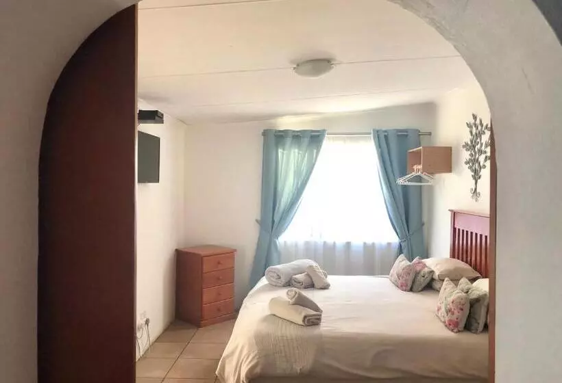 La Bella B&b Under The Fig Tree