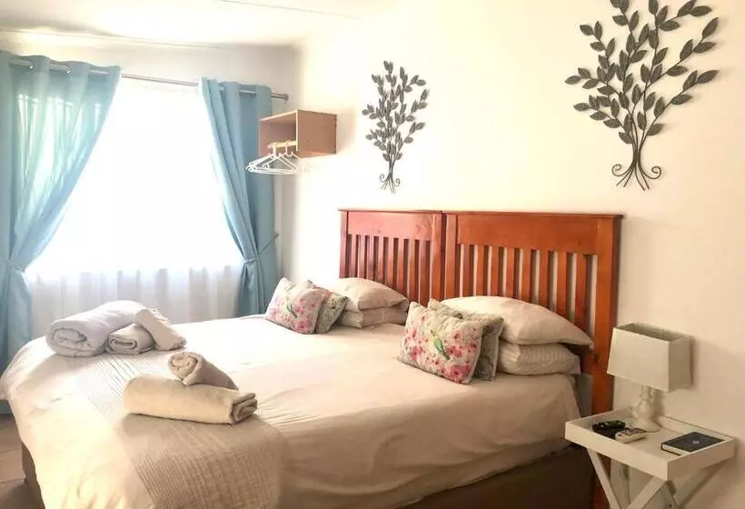 La Bella B&b Under The Fig Tree