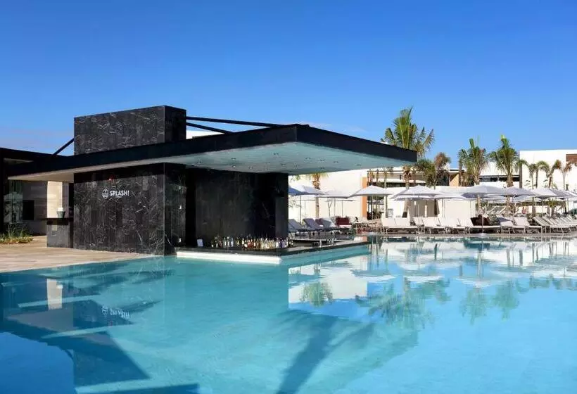 Family Selection at Grand Palladium Select Costa Mujeres Resort & Spa - All Inclusive