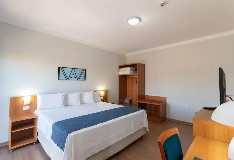 Hotelli Bristol Zaniboni Mogi Mirim