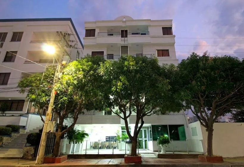 ホテル Rodadero Inn By Geh Suites