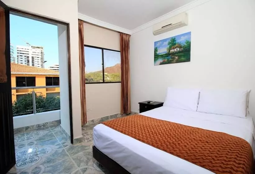 ホテル Rodadero Inn By Geh Suites