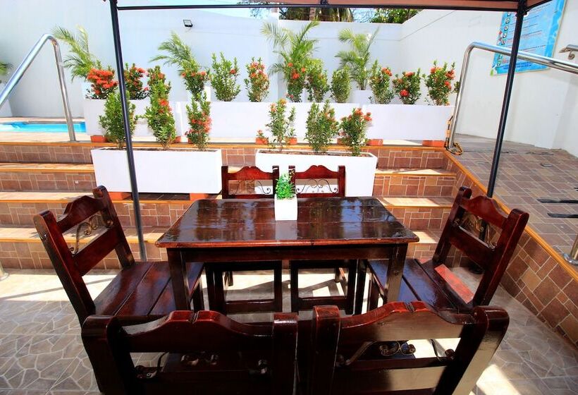 Hotel Rodadero Inn By Geh Suites