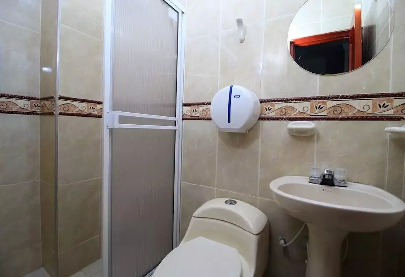 ホテル Rodadero Inn By Geh Suites