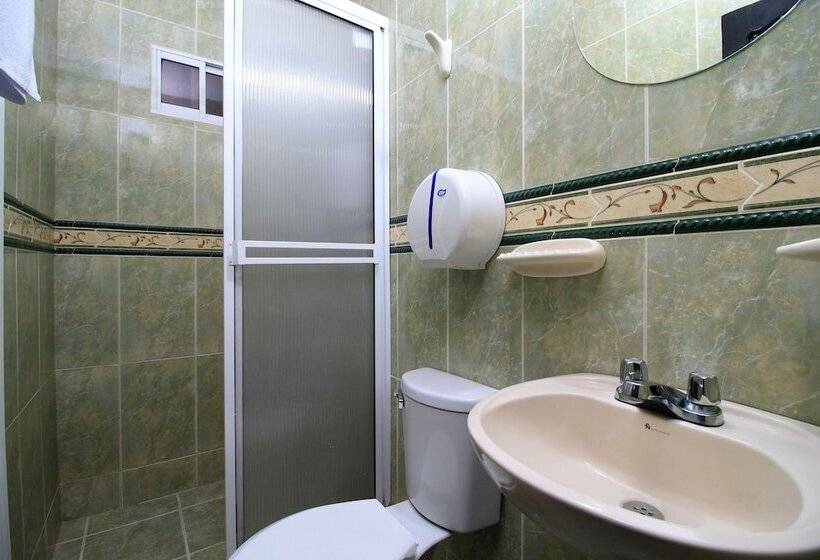 Hotel Rodadero Inn By Geh Suites