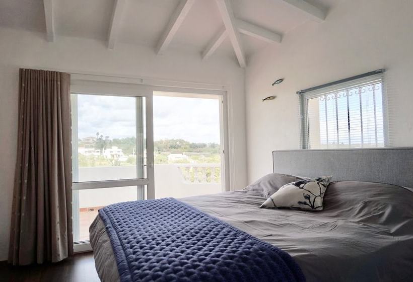 Bed and Breakfast The White House Boutique Villa