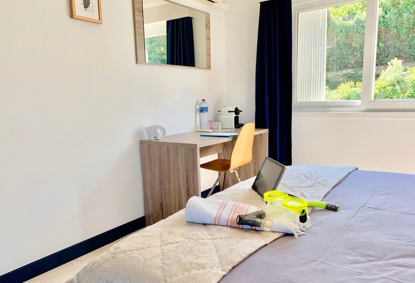 Bed and Breakfast The White House Boutique Villa