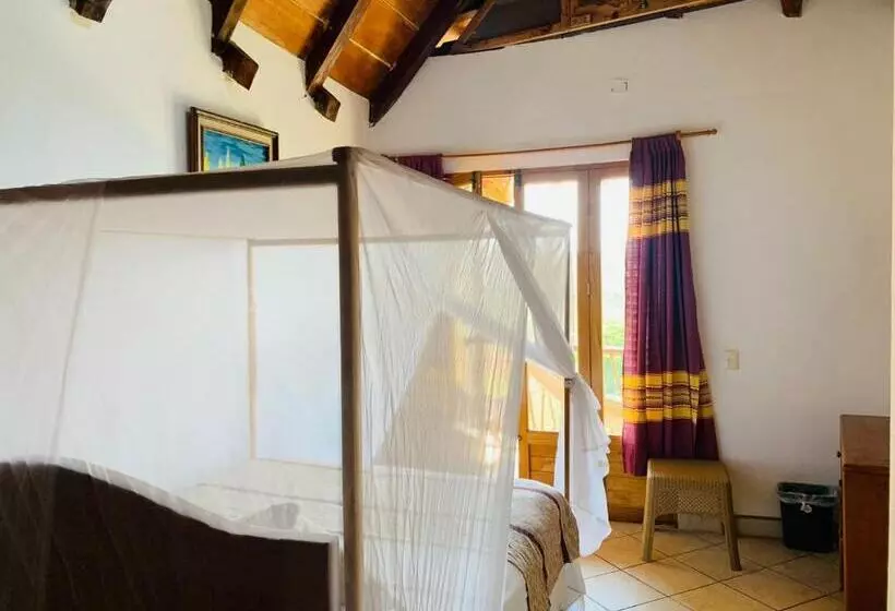 ホテル Cabañas Telayú