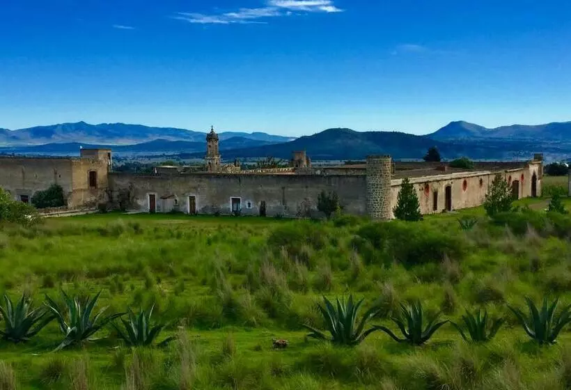 Hotelli Hacienda Santa Barbara Casa Malinche