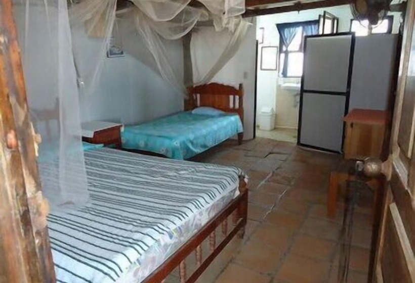 ホテル Hostal Lyoban