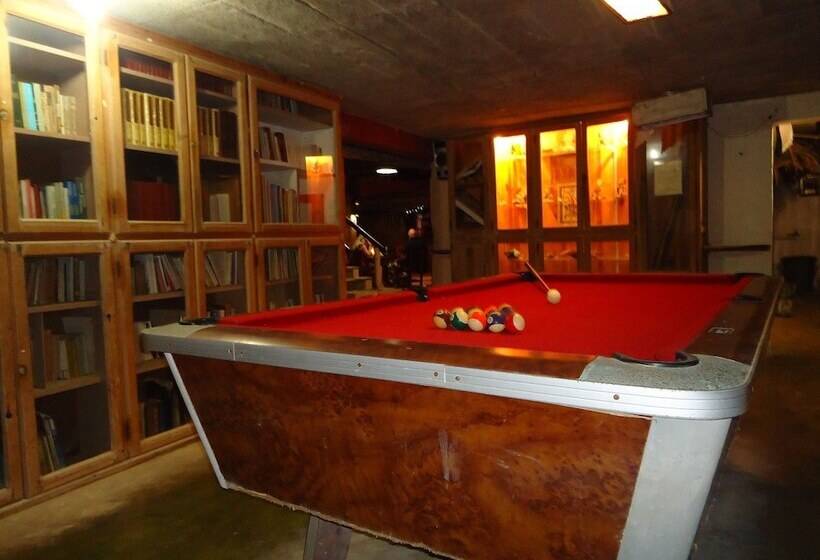 ホテル Hostal Lyoban