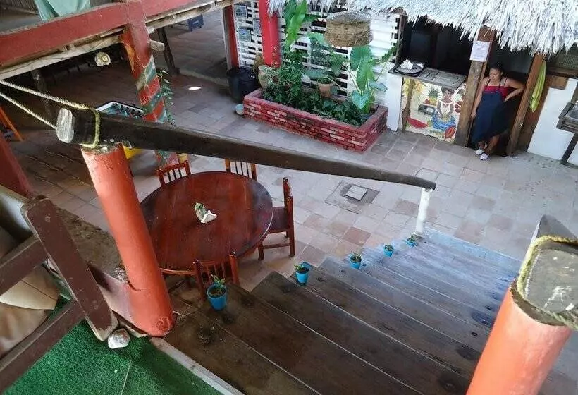 ホテル Hostal Lyoban