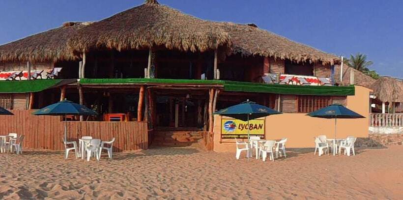 ホテル Hostal Lyoban