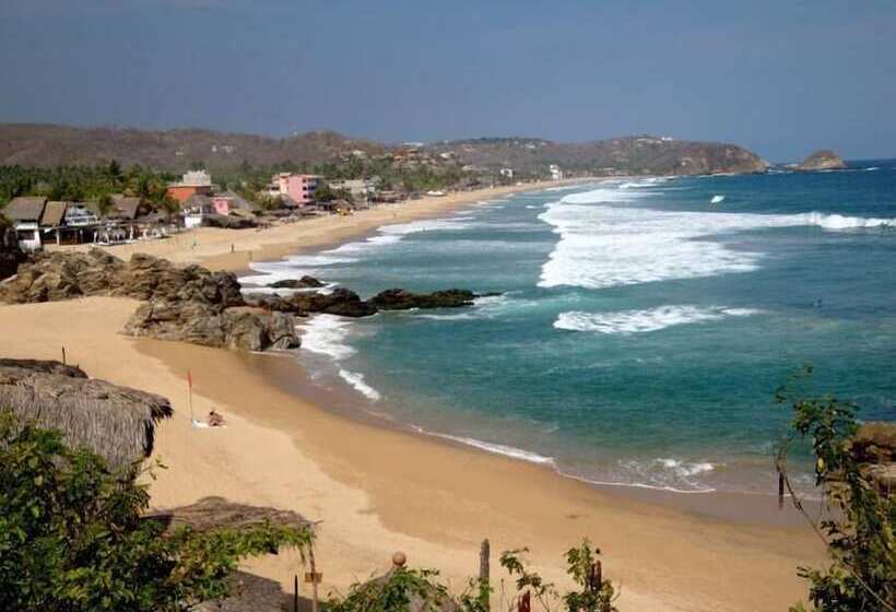 ホテル Hostal Lyoban