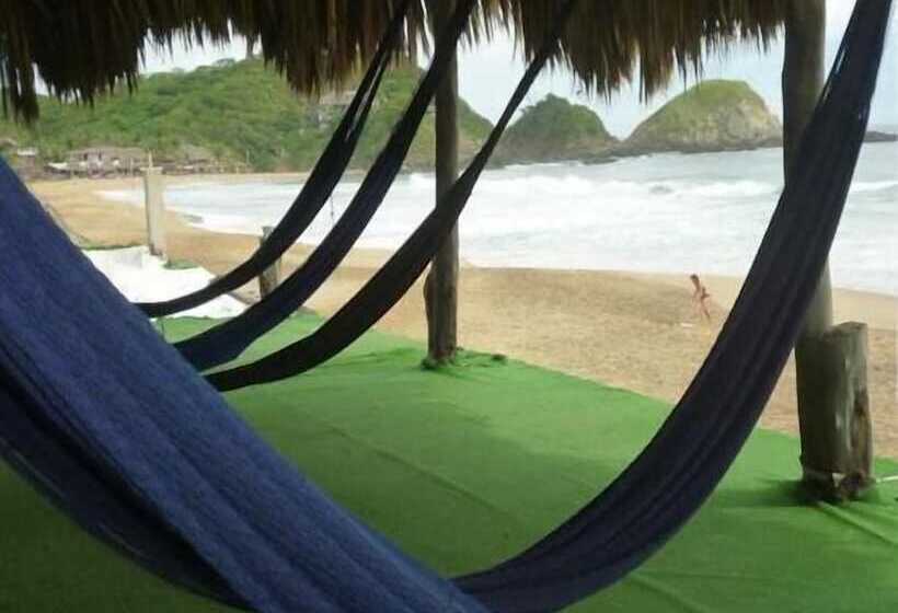 ホテル Hostal Lyoban