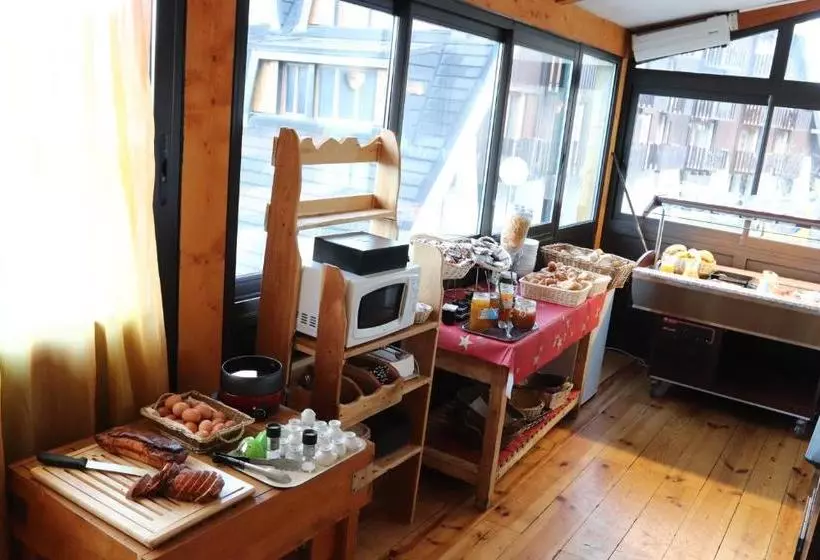 ホテル Hôtel Saint Jean