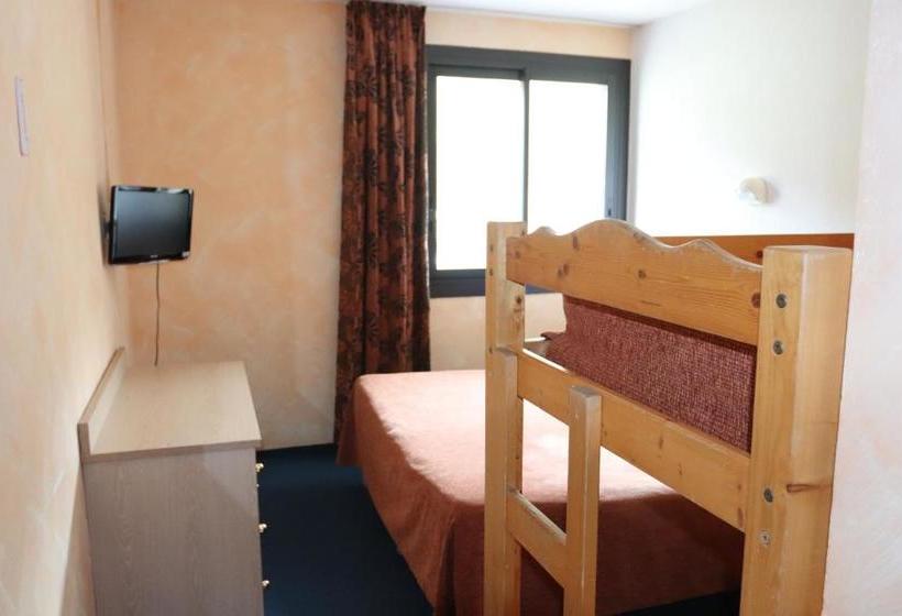 Отель Hôtel Saint Jean