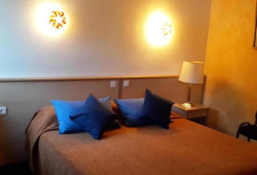 Отель Hôtel Saint Jean