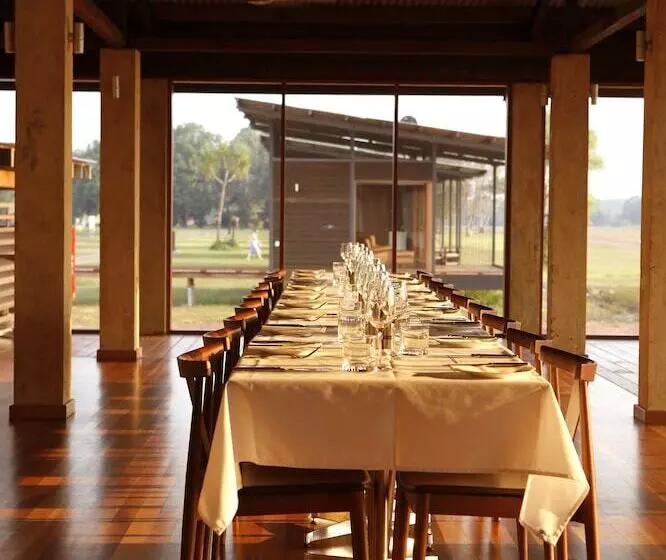 ホテル Wildman Wilderness Lodge