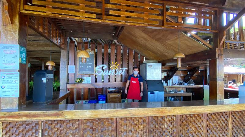 هتل On Vacation Amazon