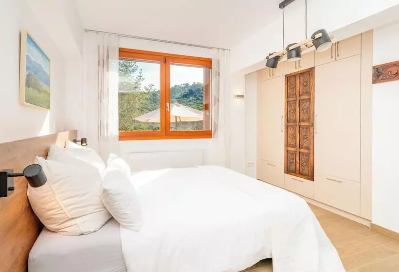 Retkeilymaja Masia Can Casas