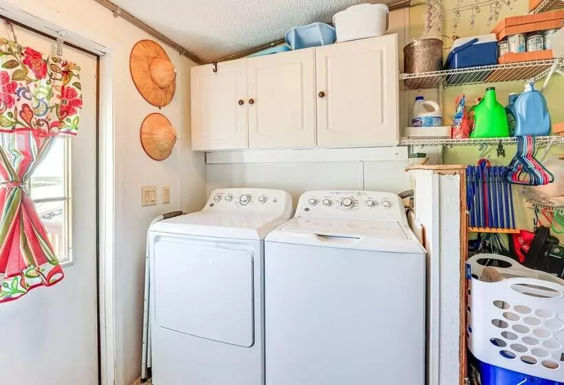 Dreamy Home On Lake Istokpoga W/ Dock + Views!