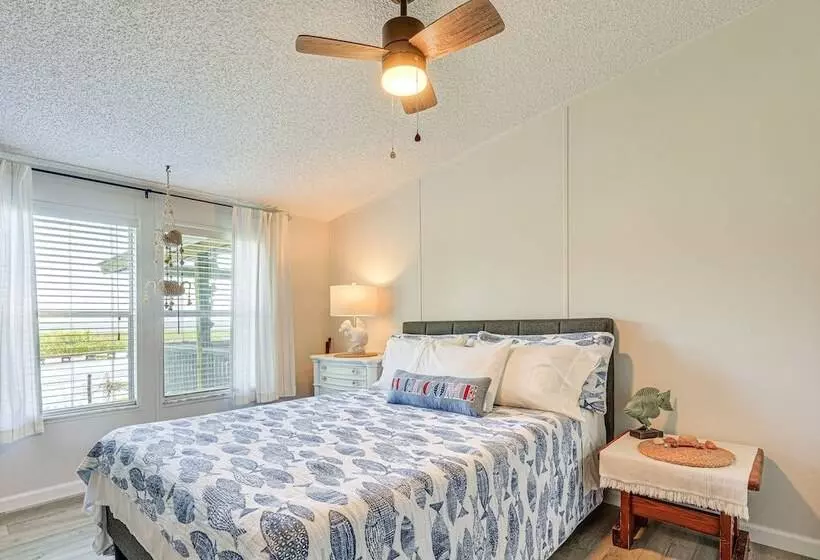 Dreamy Home On Lake Istokpoga W/ Dock + Views!