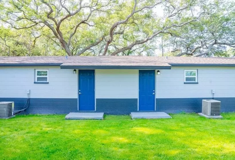 هتل University Serenity Suites 15th