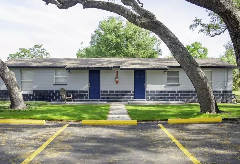 هتل University Serenity Suites 15th