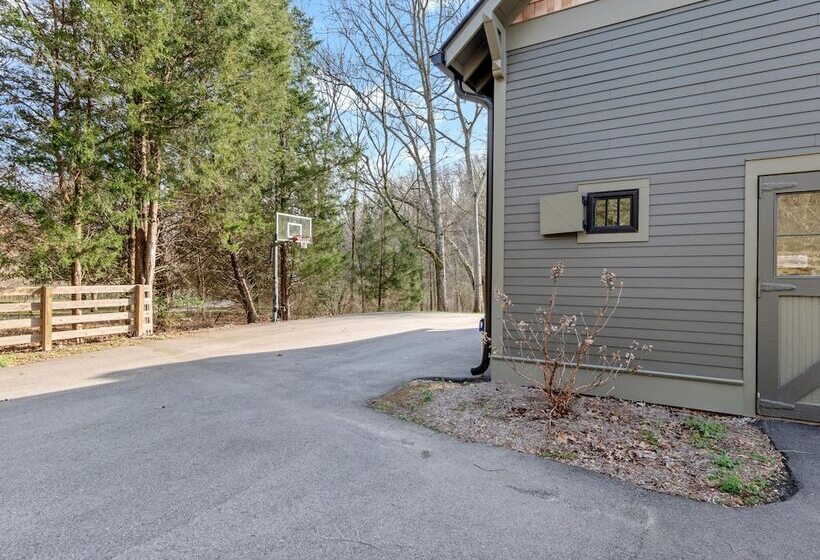 Leipers Retreat Secluded 3 Bdr Craftsman Home