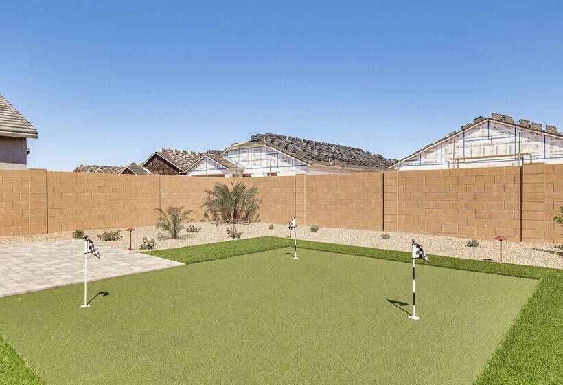 Maricopa Home W/ Putting Green & Covered Patio!