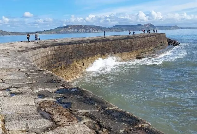 レジデンス Serenity Holiday Let In South Chard