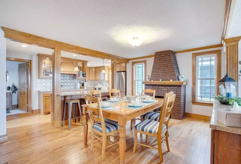 Waterfront Buckeye Lake House: Deck + Views!