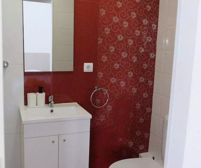 هاستل Yellow Inn Aveiro