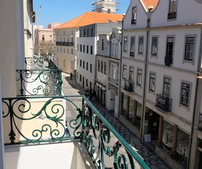 هاستل Yellow Inn Aveiro