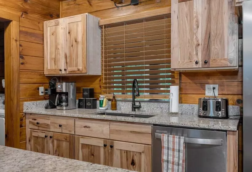 Dudley I By Avantstay Cosy Cabin W/ Hot Tub & Incredible Views