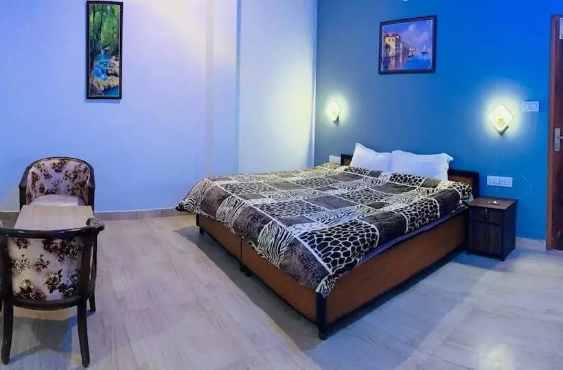 ホテル Snow Crest Residency