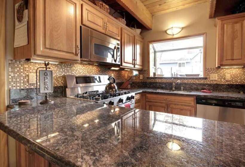 Lakeside In Bearadise By Avantstay Gorgeous Mountain Cabin In Boulder Bay!