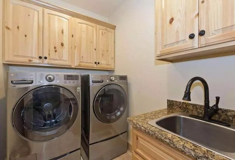 Paradise Pines By Avantstay Beautiful Big Bear Home Only 1 Mile To Snow Summit!