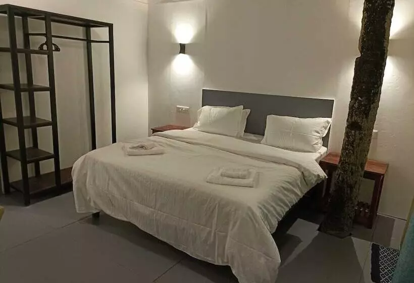 Hotelli Agonda Beach Chalets