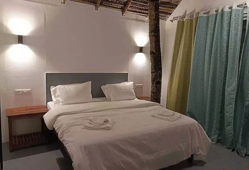 Hotelli Agonda Beach Chalets