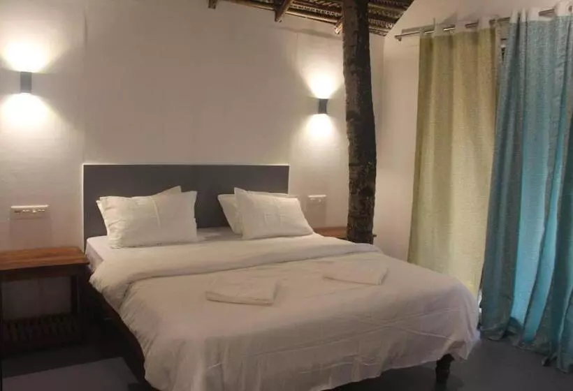 Hotelli Agonda Beach Chalets