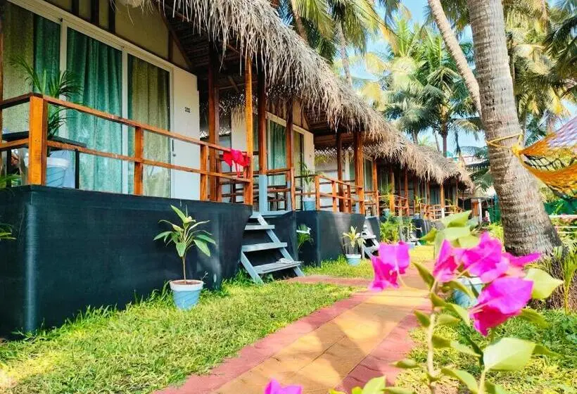 Hotelli Agonda Beach Chalets