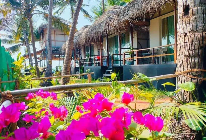 Hotelli Agonda Beach Chalets